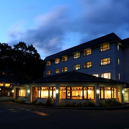 橡树林酒店 白马村 外观 照片