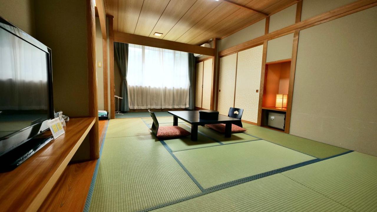 橡树林酒店 白马村 外观 照片