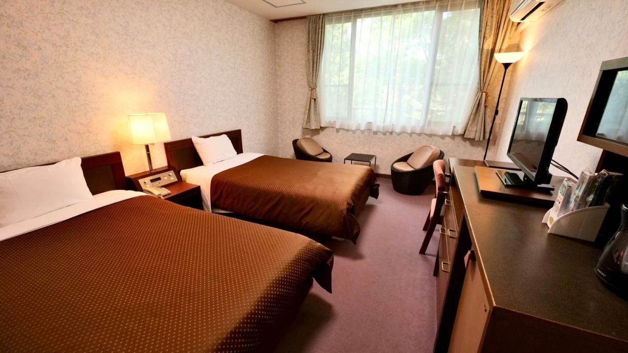 橡树林酒店 白马村 外观 照片